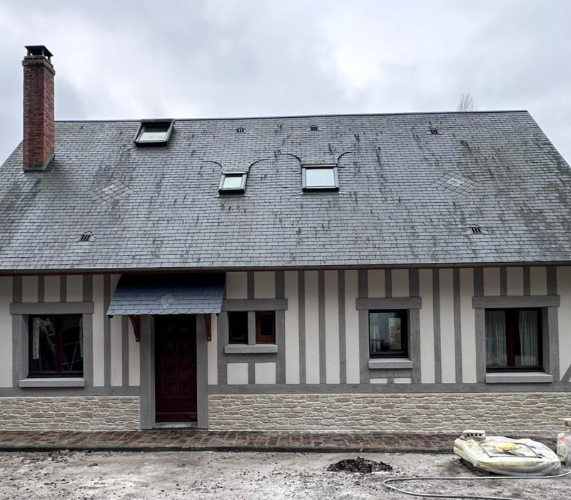  imitation colombage gris à Branville, près de Deauville et Pont-l’Évêque